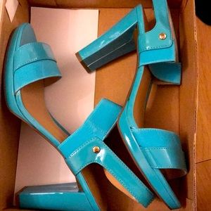 Liz Claiborne High heels (10 medium)